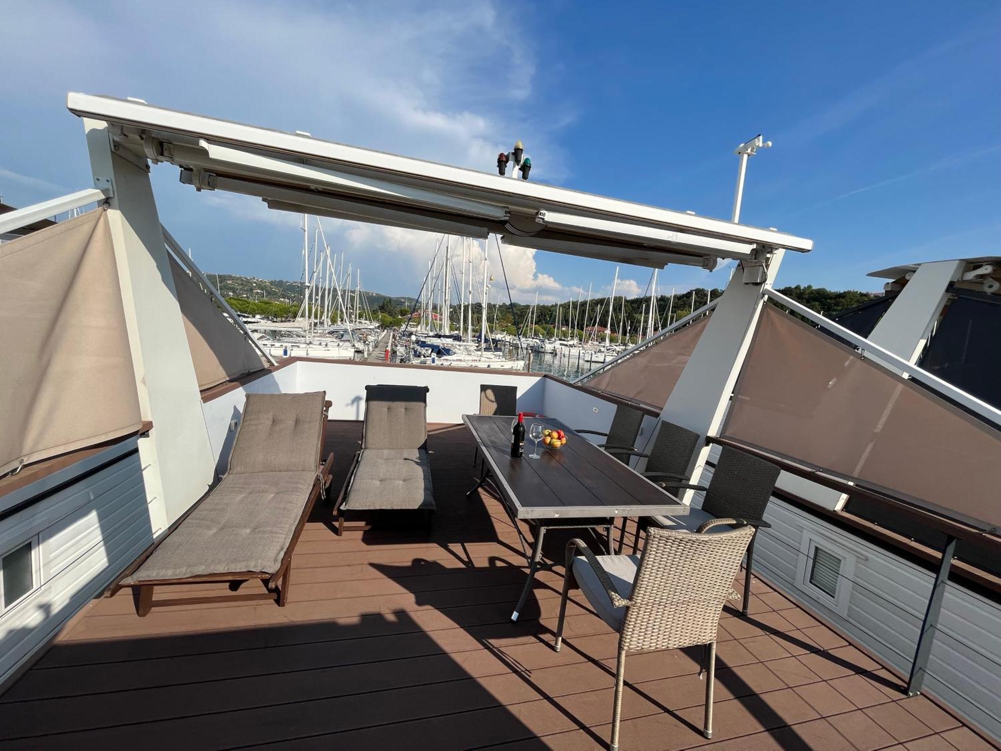 Marina Luxury Houseboat Lace Порторож Экстерьер фото