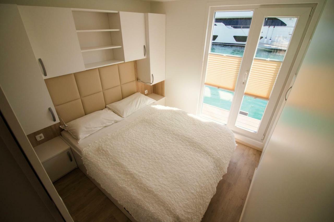 Marina Luxury Houseboat Lace Порторож Экстерьер фото